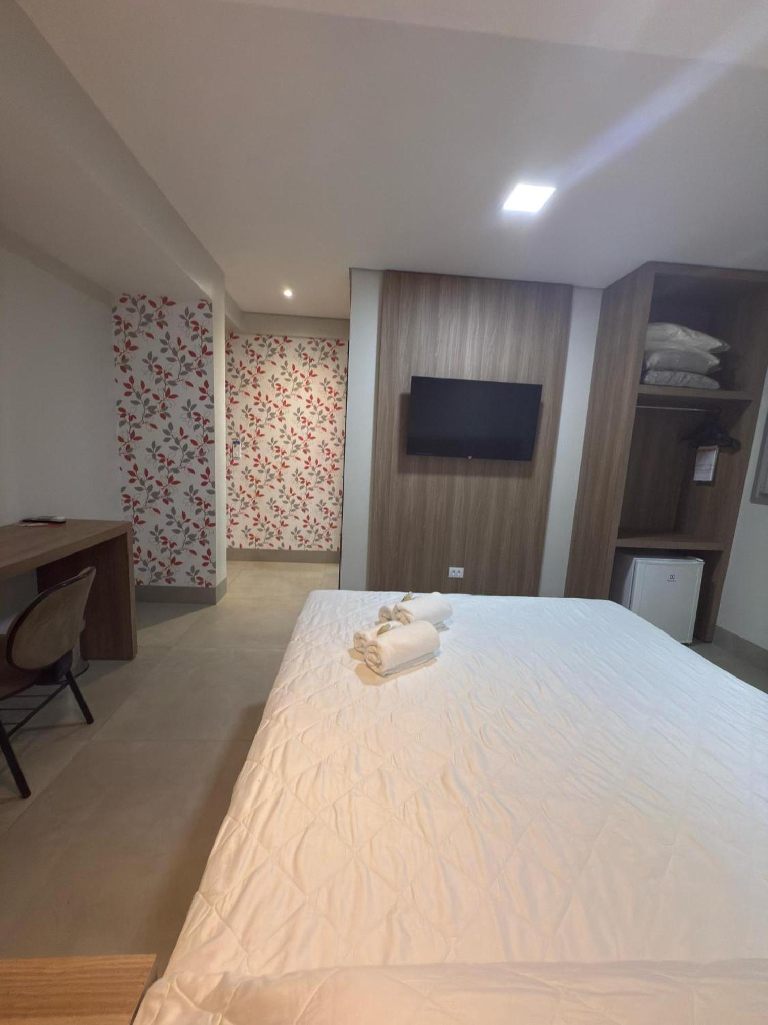 Hotel Santa Maria Campo Mourão Esterno foto