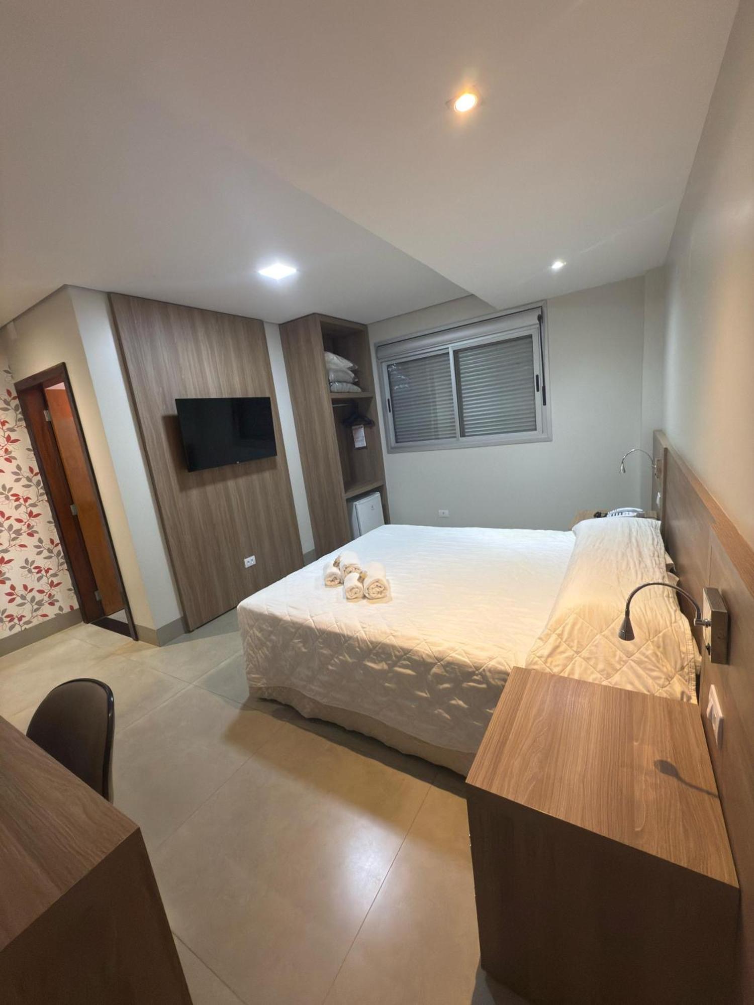Hotel Santa Maria Campo Mourão Esterno foto